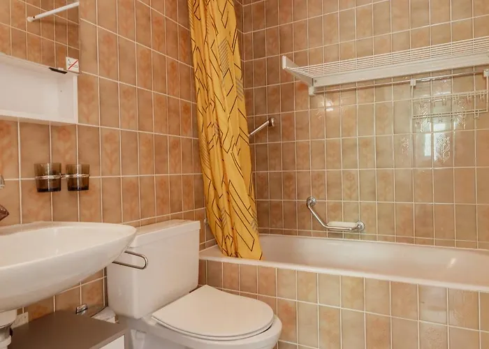 Proche Des Remontees Mecaniques 洛伊克巴德